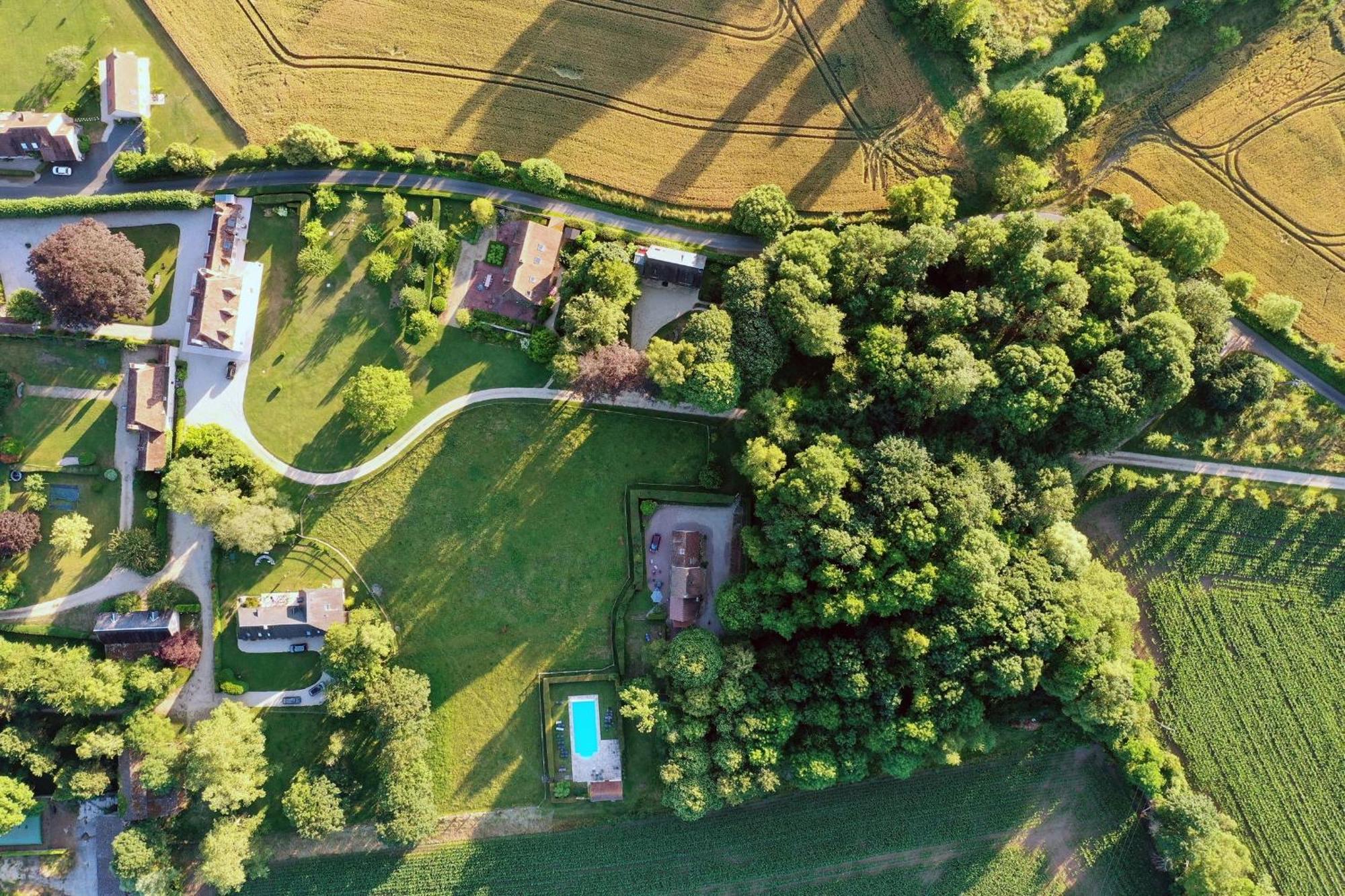 Bagatelle Avec Jardin Et Piscine Chauffee Villa Bieville-en-Auge Exterior foto